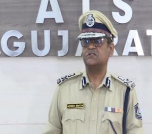पुलिस अधिकारी