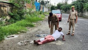 नोएडा में दो जगह पुलिस और बदमाशों की मुठभेड़