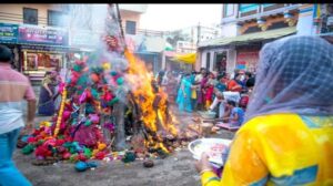 होली पर करें मंत्र साधना