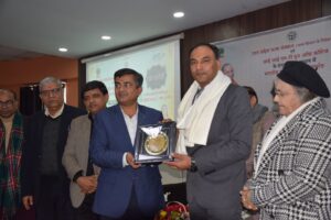 आईआईएमटी में ‘भारतीय भाषाएं और तकनीकी युग’ पर संगोष्ठी